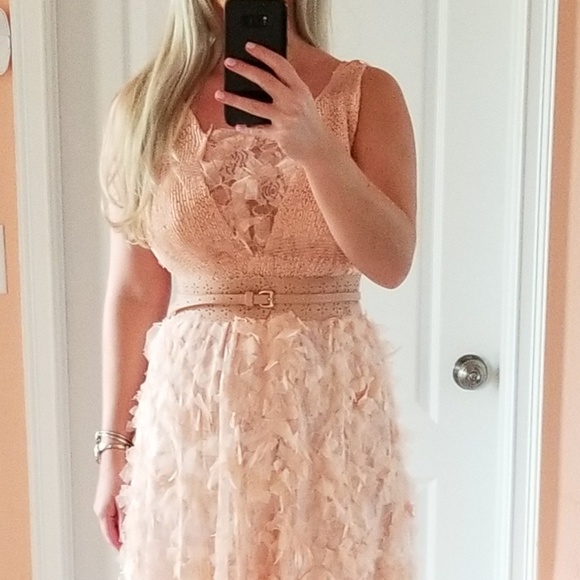 Dress - Picture 3 of 5